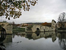 Brücke über den Altarm der Seine