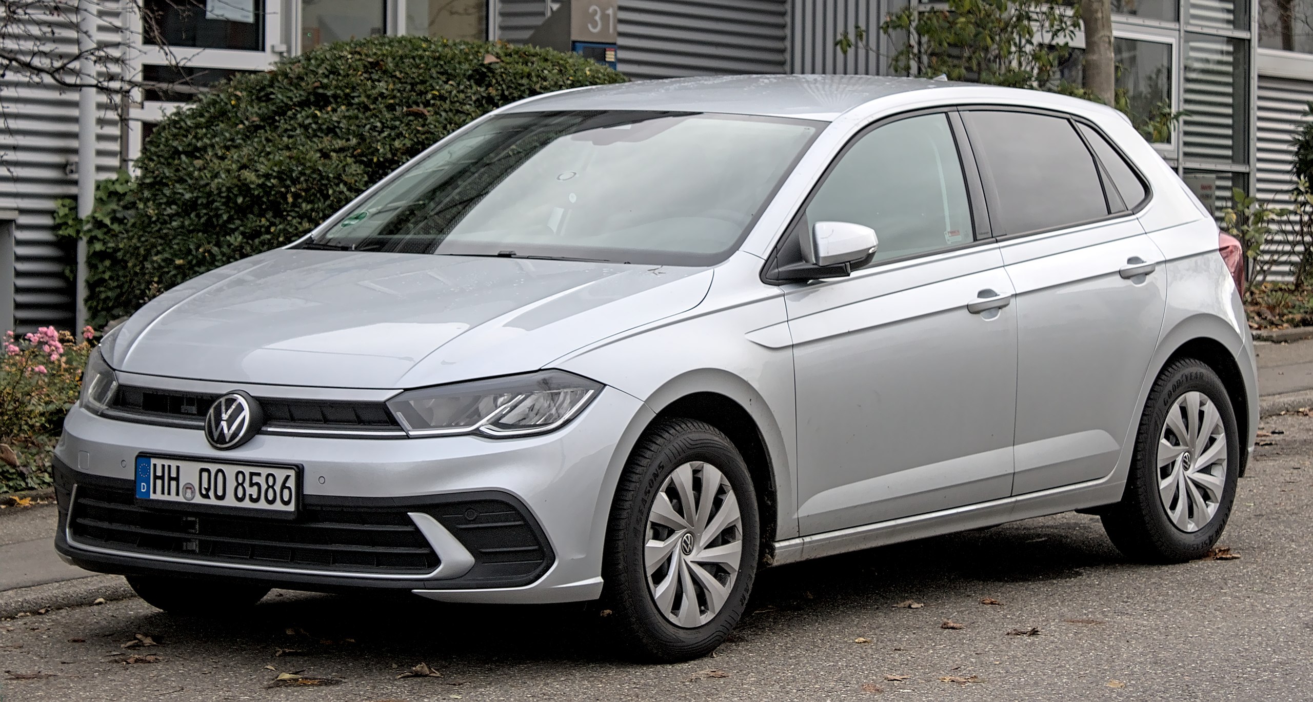 Foto (Bild): VW Polo VI Facelift 2021 - Mittelkonsole mit Navi