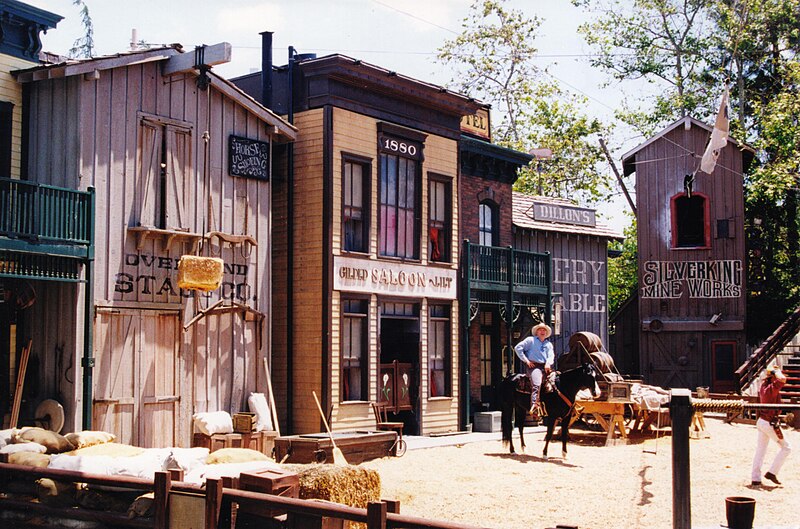 File:Western Set Universal Studio.jpg