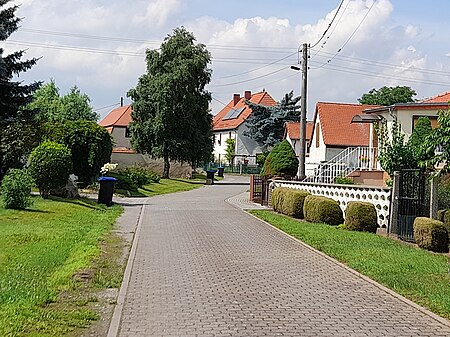 Zaschwitz, Am Ring