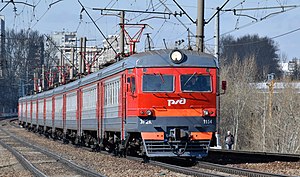 ER2K-1114, Rossiia, Moskva, peregon Moskva-Tovarnaia-Paveletskaia - Kolomenskoe (Trainpix 193109).jpg