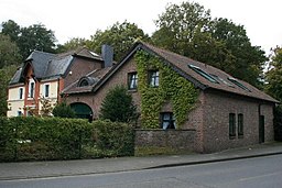 112 Landw. Anwesen, Hauptstraße 37 (Amern)