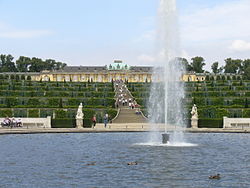 132.Französisches Rondell Große Fontäne - Sanssouci Steffen Heilfort.JPG