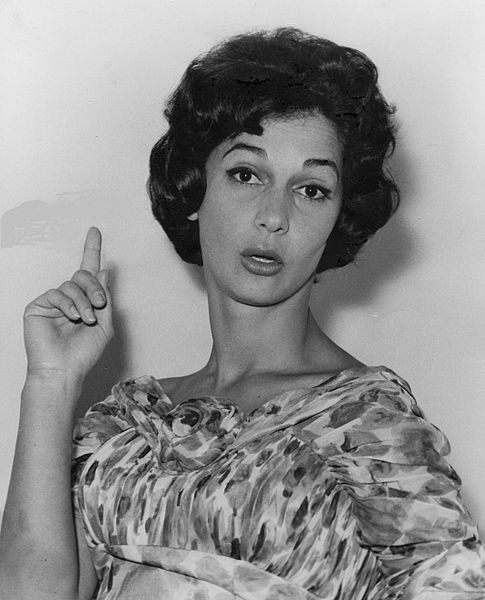 File:1958 Annie Modelling.jpg