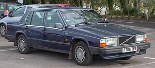 Volvo 700 Series Range of executive cars