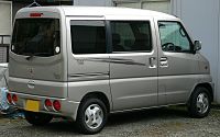 1999 Mitsubishi Town Box (pre-facelift; rear view)