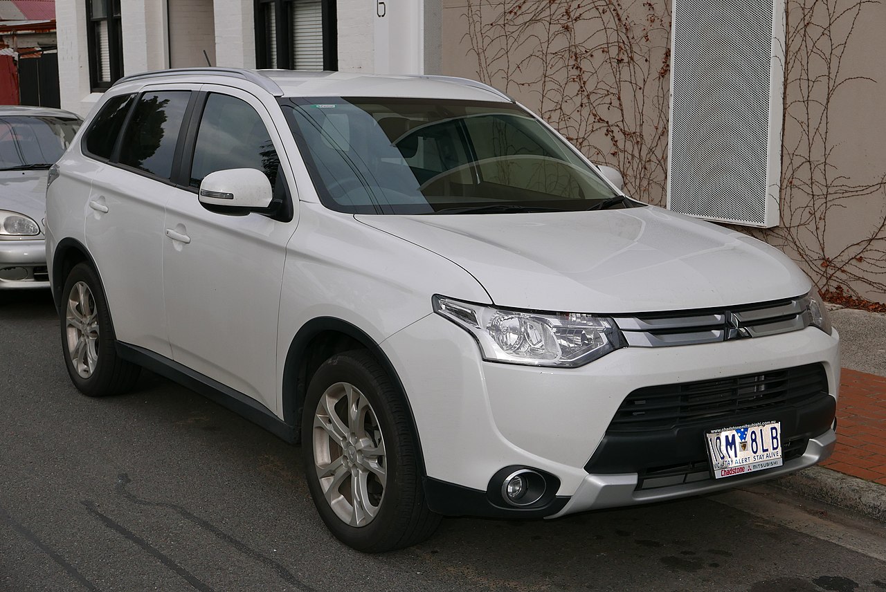 Image of 2014 Mitsubishi Outlander (ZJ MY14.5) LS 2WD wagon (2015-06-15) 01