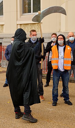 La mort rôde dans la foule...