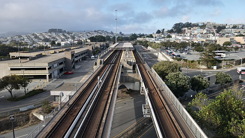 File:2022 Daly City BART.jpg