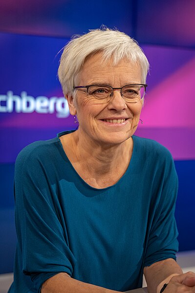 File:2023-11-28-Ulrike Herrmann-Maischberger-1598.jpg