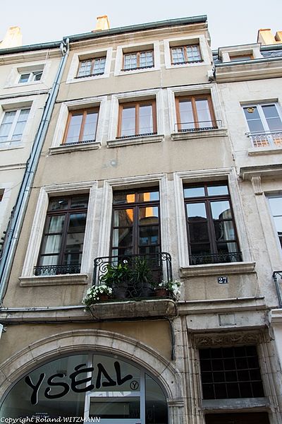 File:27 rue du chatelet.jpg