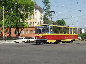 Tatra T6B5 coche