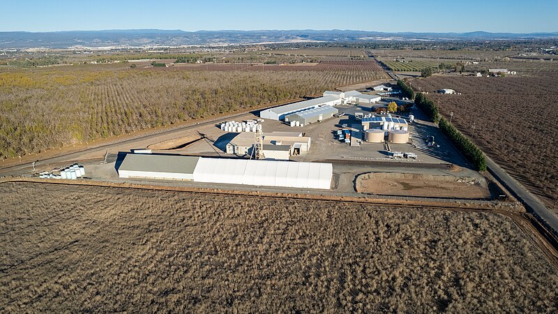 File:Aerial view of North Valley Ag Services-0108.jpg
