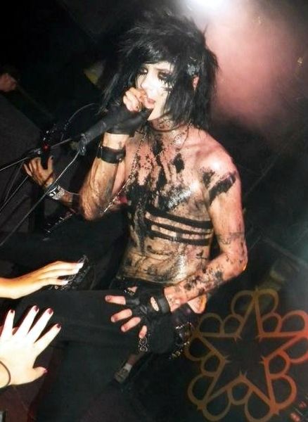 Biersack performing in 2011