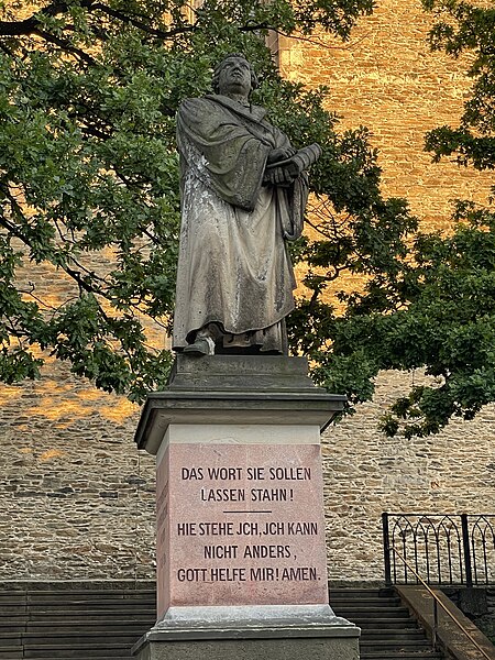 File:Annaberg-Buchholz monument.jpg