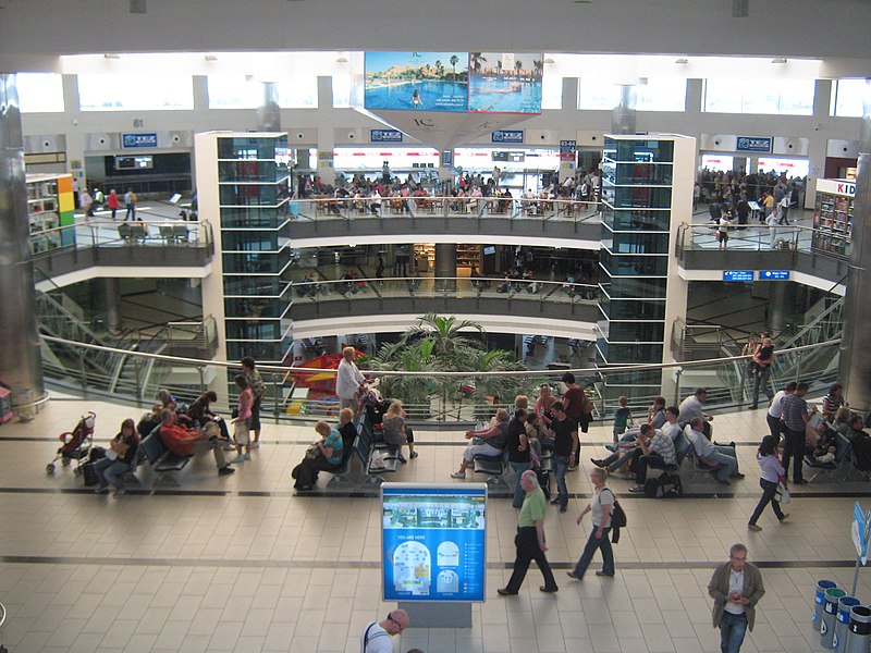 File:Antalya airport - panoramio.jpg