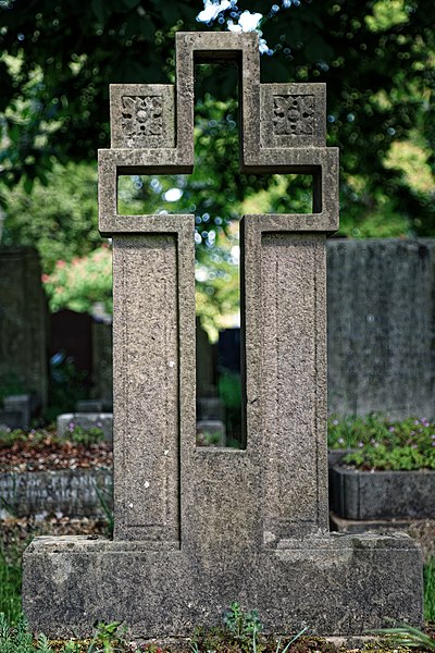 File:Art Deco cut out open cross headstone City of London Cemetery brighter cooler.jpg