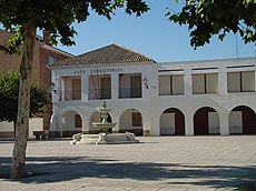 Ayuntamiento de Torrejón de la Calzada.jpg