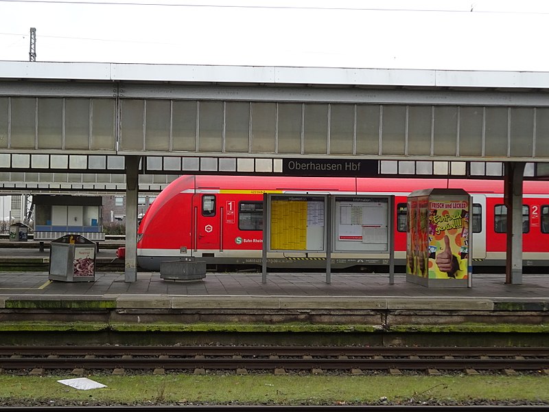 File:Bahnhof Oberhausen Hbf PM17-02.jpg