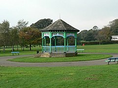 Bandstand, Horsforth Hall Parkı - geograph.org.uk - 272761.jpg