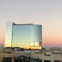 Bank of America-Gebäude bei Sonnenuntergang