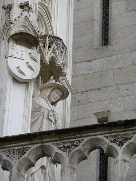 File:Beau Pilier de la cathédrale d'Amiens, cardinal de La Grange 3.jpg