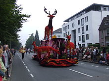 Float in flower parade in Winterswijk Bloemencorso2006winterswijk.JPG