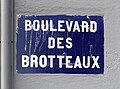 * Nomination Boulevard des Brotteaux (Lyon). --Benoît Prieur 07:39, 13 February 2019 (UTC) * Promotion  Support Good quality. --Poco a poco 21:38, 13 February 2019 (UTC)