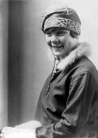 Ladies' singles gold medallist Sonja Henie pictured in 1930. Henie won her third consecutive gold medal in 1936 and turned professional shortly after the Games. Bundesarchiv Bild 102-09482, Sonja Henie.jpg