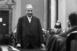 Carl Wentzel appearing before Judge Roland Freisler at the People's Court, 1944 Bundesarchiv Bild 151-53-30A, Volksgerichtshof, Carl Wentzel.jpg