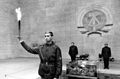 Neue Wache (1970) met de eeuwige vlam, symbool van de Duits-Sovjet-Russische vriendschap