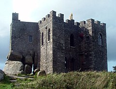 Замъкът Carn Brea от Ansom.jpg