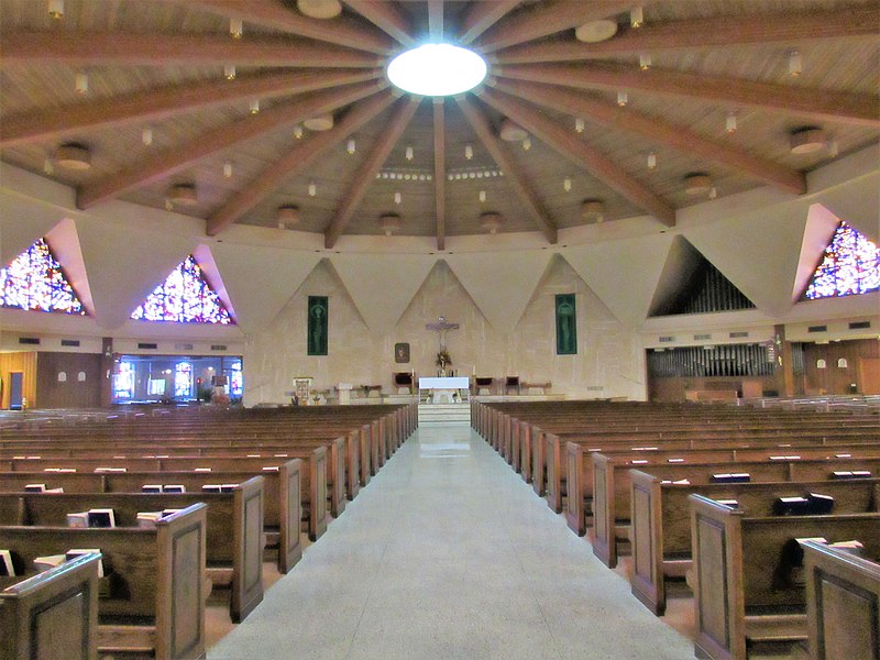 File:Cathedral of Saint Joseph interior - Jefferson City, Missouri 01.jpg