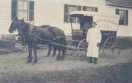 Central Market wagon c. 1910.Photo: Lyme Historians