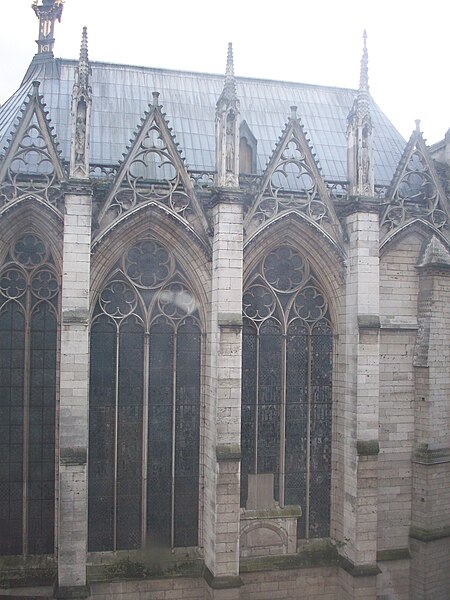 File:Chapelle de la Vierge3.jpg