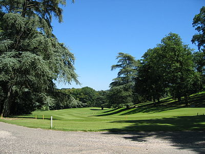 Le parc du château de Bournel.