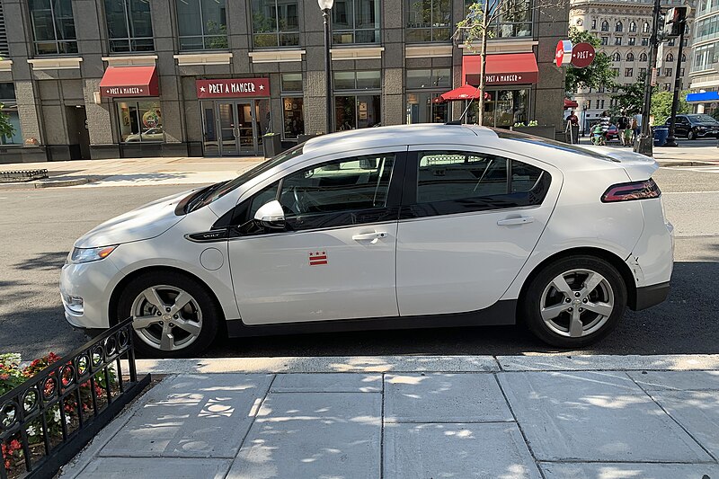 File:Chevy Volt DCA 06 2019 6314.jpg