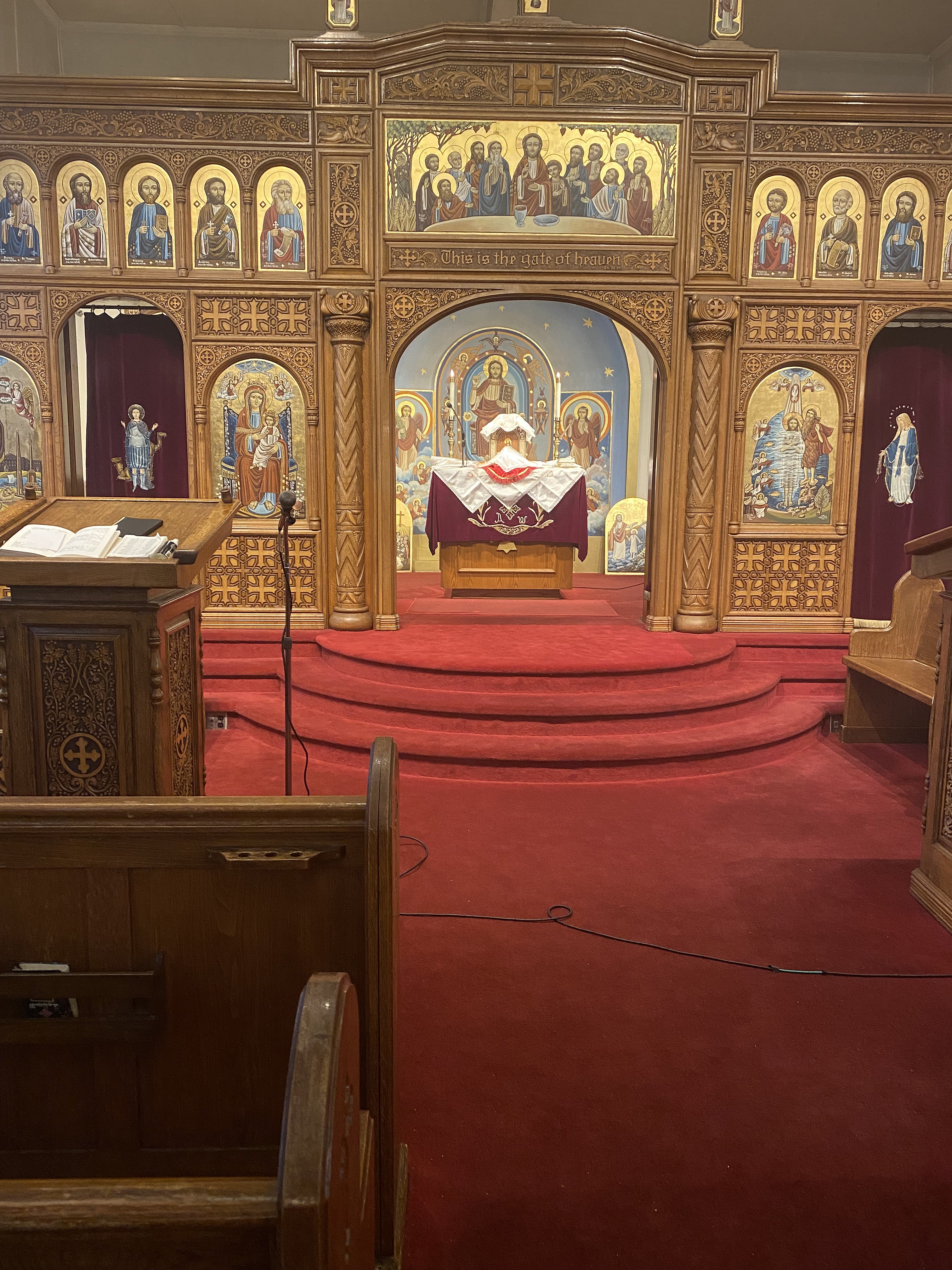 File:Coptic Church Iconostasis and Setup.jpg - Wikipedia