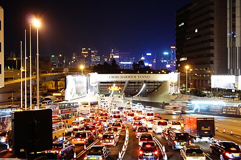 香港红磡海底隧道入口的交通挤塞