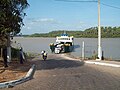 Ferry-boat, no porto de Cujupe