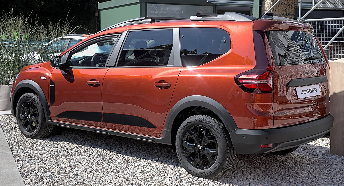 File:Dacia Jogger IAA 2021 1X7A0136.jpg - Wikipedia