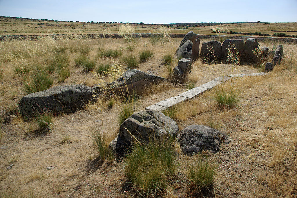 Dolmen del Prado de las Cruces 02 by-dpc