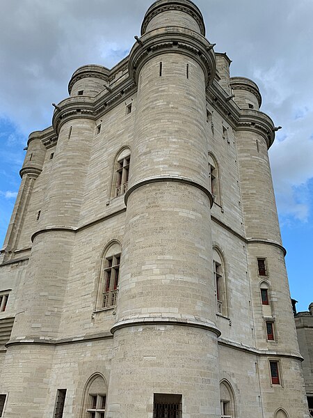 File:Donjon Château Vincennes - Vincennes (FR94) - 2020-10-10 - 5.jpg