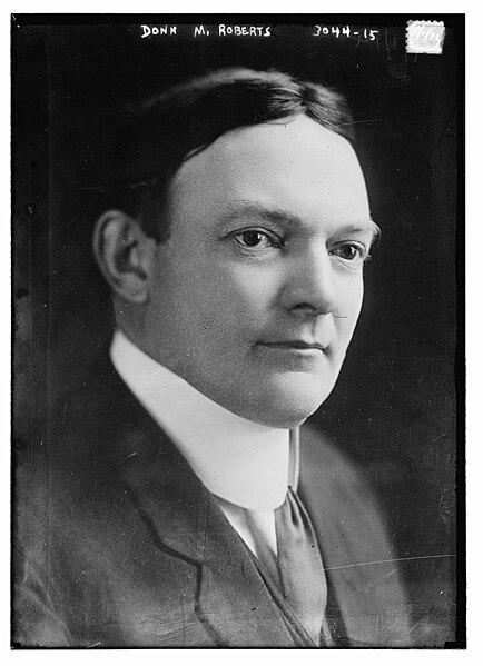 File:Donn M. Roberts circa 1915.jpg