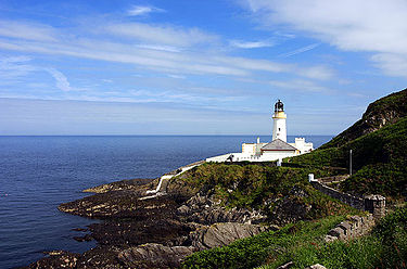 The second (and current) Douglas Head lighthouse looking in a southerly direction Douglas Head Lighthouse Isle of Man.jpg
