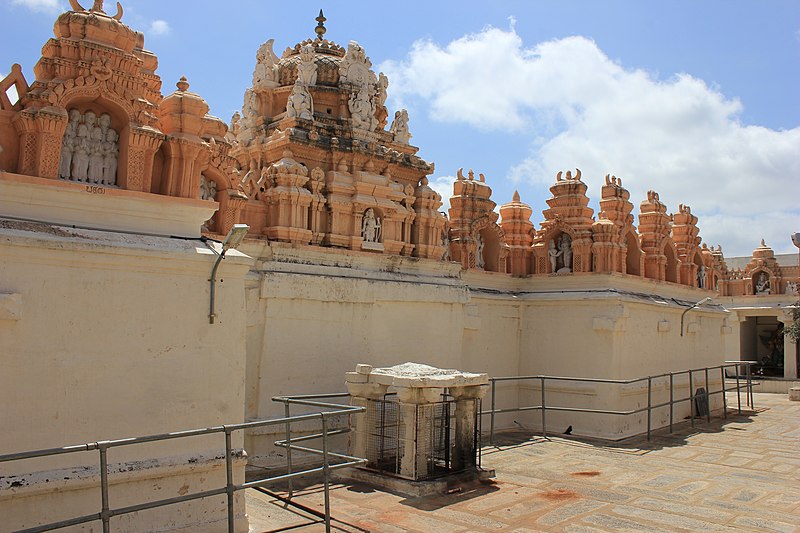 File:Dravidian style Shikhara (superstructure) over shrines in the Narasimha Swamy temple at Seebi.jpg