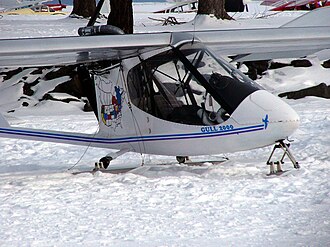 Gull 2000 on skis Earthstar Aircraft Thunder Gull 2000 01.JPG