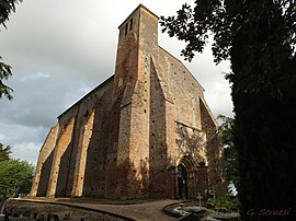 Saint-Christaud'daki kilise