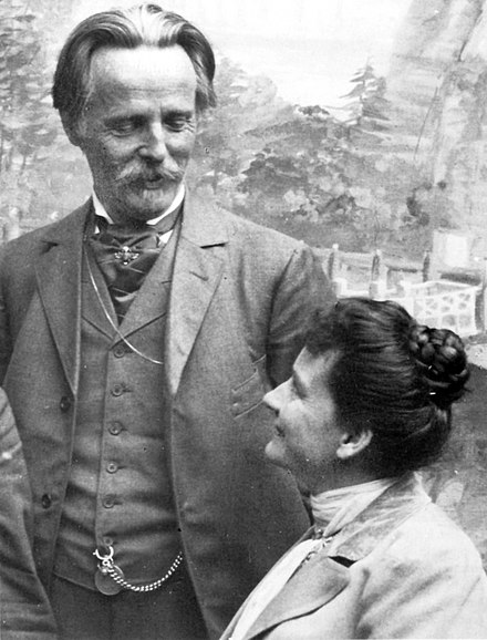 Karl May et sa seconde épouse Klara (de), en 1904.