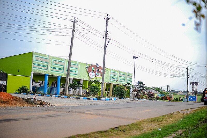 File:Emmanuel park, Reedem camp, Ogun state4.jpg